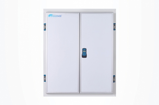 Cleaner Control at Busy Doorways